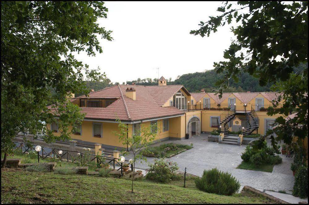 פיומיצ'ינו Agriturismo Il Casale Delle Ginestre מראה חיצוני תמונה