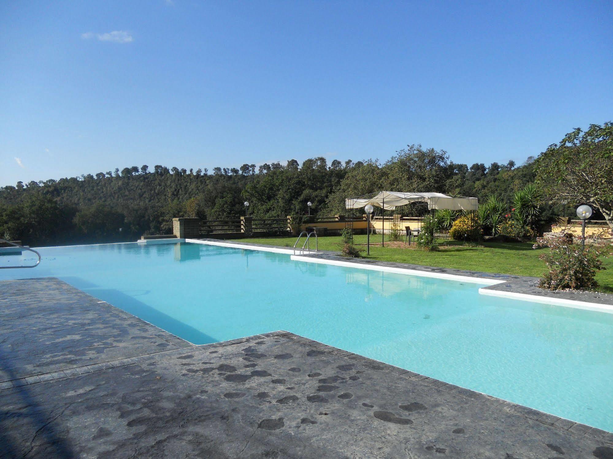 פיומיצ'ינו Agriturismo Il Casale Delle Ginestre מראה חיצוני תמונה