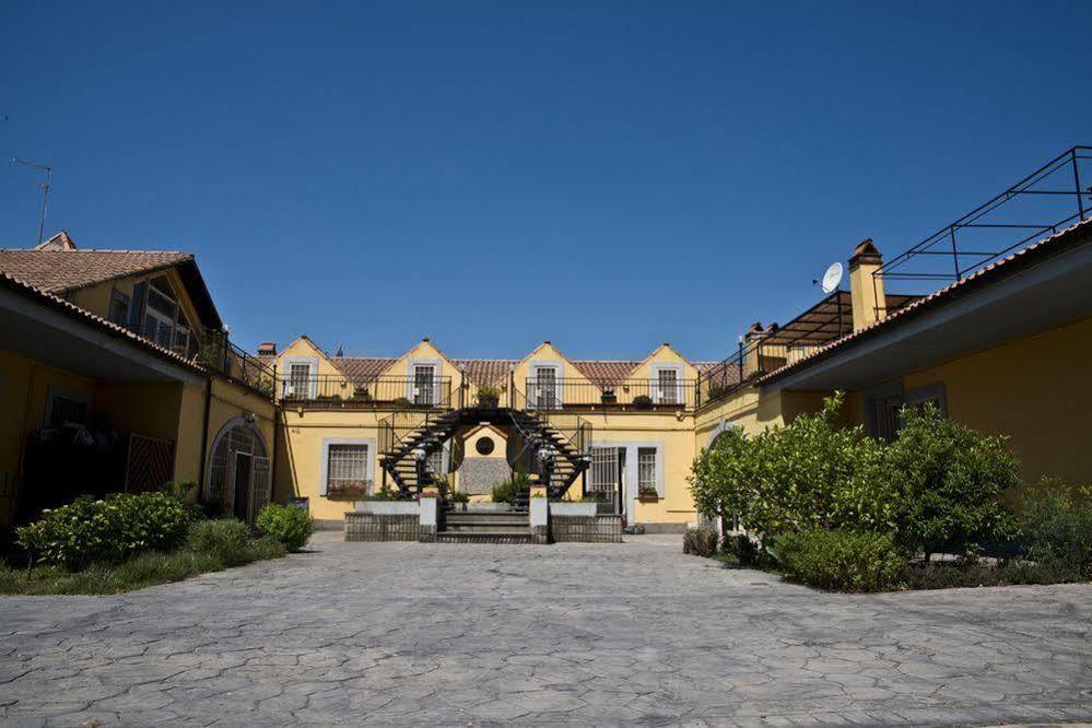 פיומיצ'ינו Agriturismo Il Casale Delle Ginestre מראה חיצוני תמונה