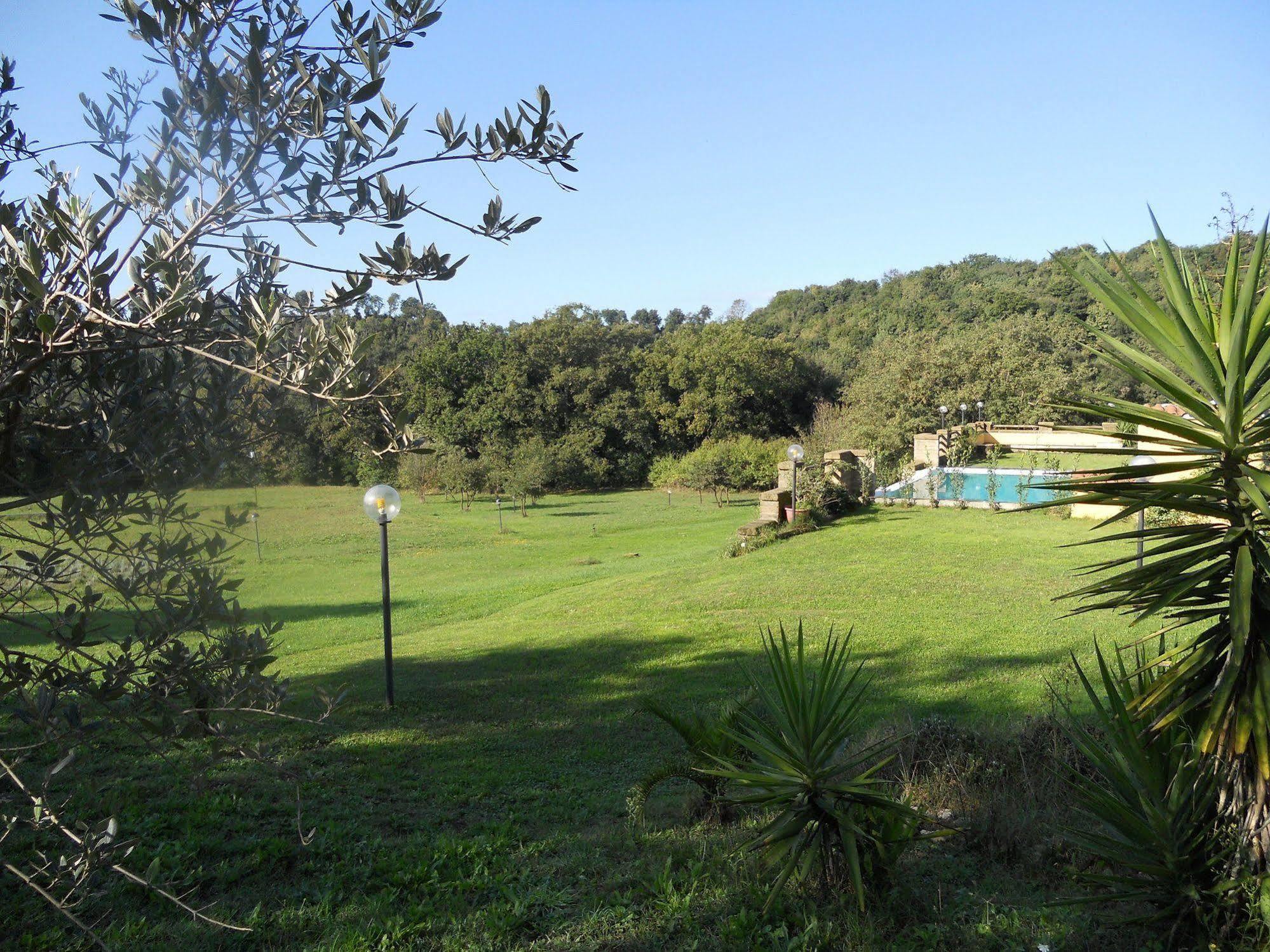 פיומיצ'ינו Agriturismo Il Casale Delle Ginestre מראה חיצוני תמונה